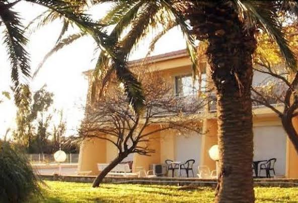 Hotel La Garenne Tresserre Exterior photo