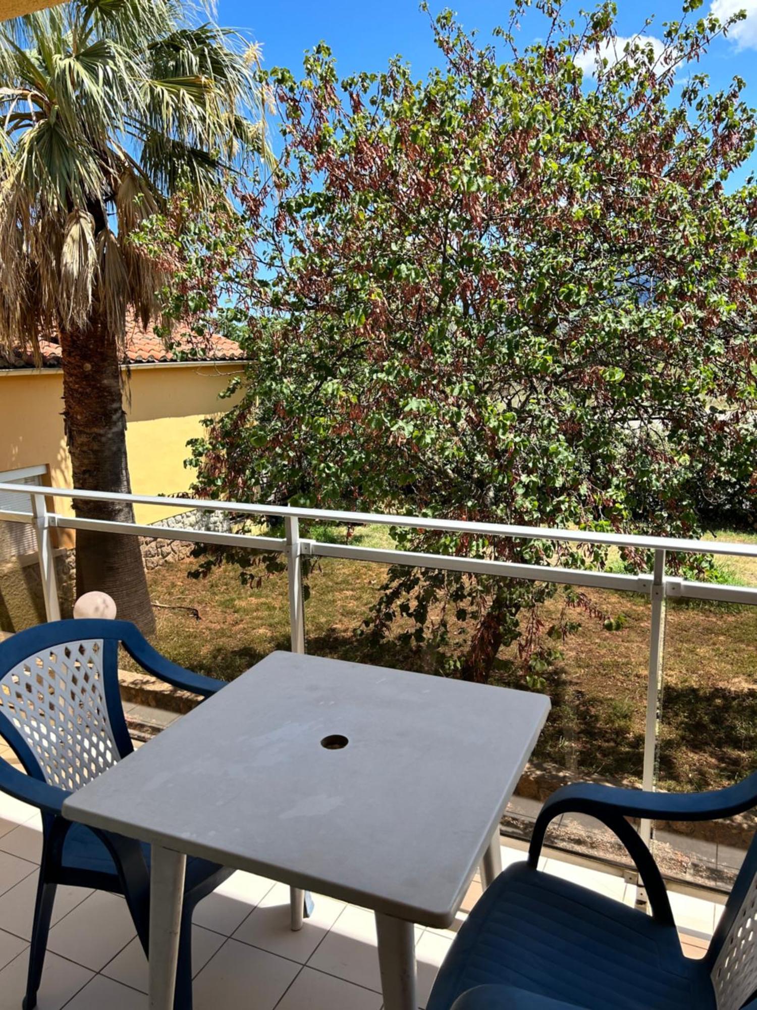 Hotel La Garenne Tresserre Exterior photo